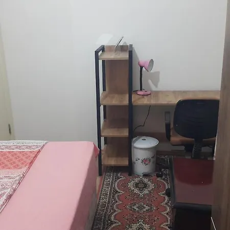Privatunterkunft A With A Double Bed And A Balcony *