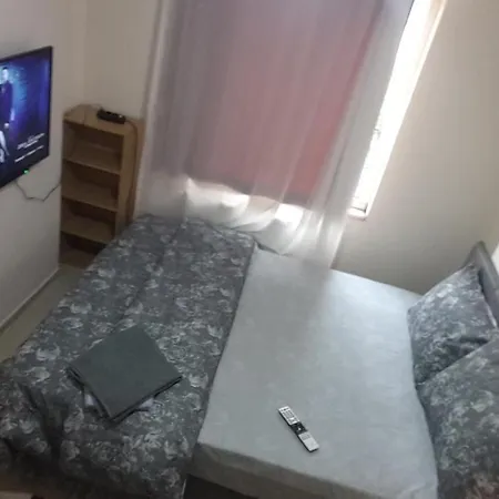 A With A Double Bed And A Balcony Privatunterkunft *